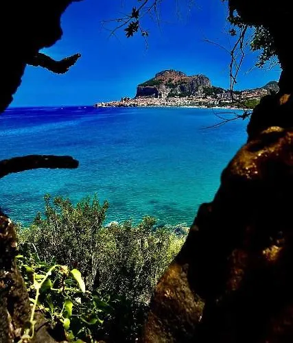 Al 25 Tulipani Cefalù