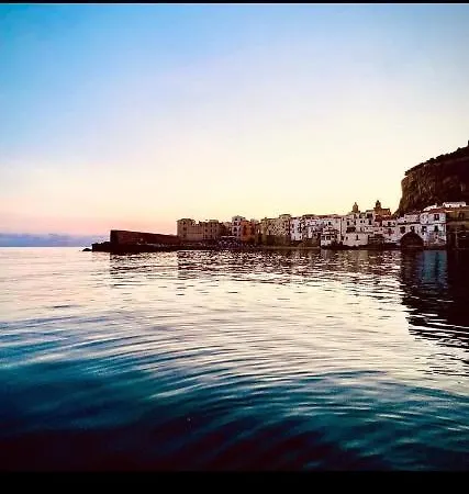 Al 25 Tulipani * Cefalù